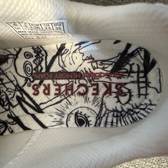 Sketchers VEXX UNO tennis shoes. - Picture 6 of 7